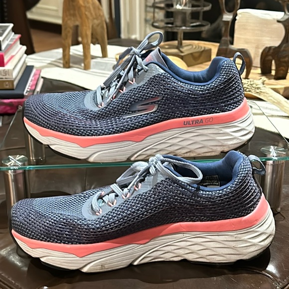 Skechers GoRun Air Cooled Max Cushioned Goga Mat Women’s Sneakers, 10 GUC - Picture 2 of 16